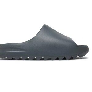 New in Box Adidas Yeezy Men's Slate Gray Slides Size 10 Retail $200